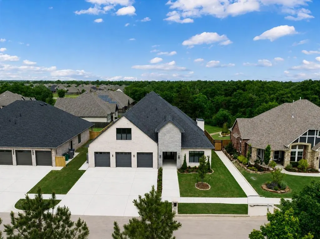 Photo 50 — 10045 SW 27th Street, Yukon, OK 73099