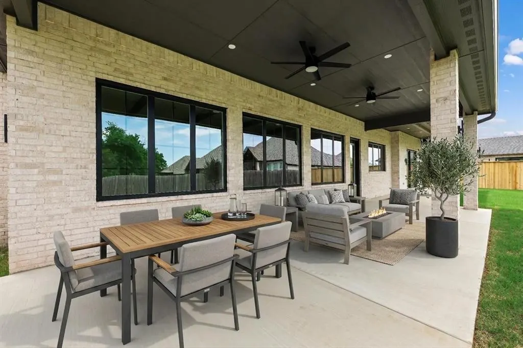 Photo 8 — 10045 SW 27th Street, Yukon, OK 73099