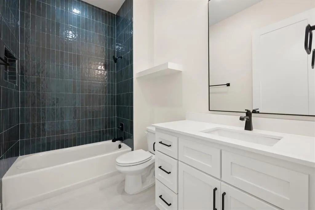 Photo 32 — 10045 SW 27th Street, Yukon, OK 73099