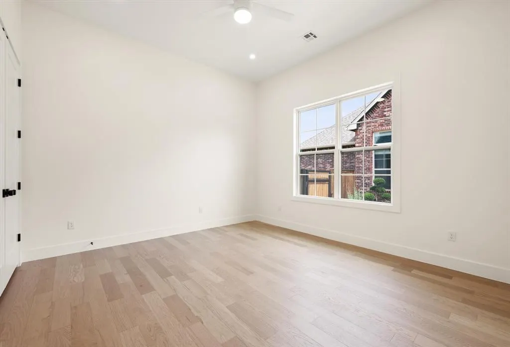 Photo 33 — 10045 SW 27th Street, Yukon, OK 73099