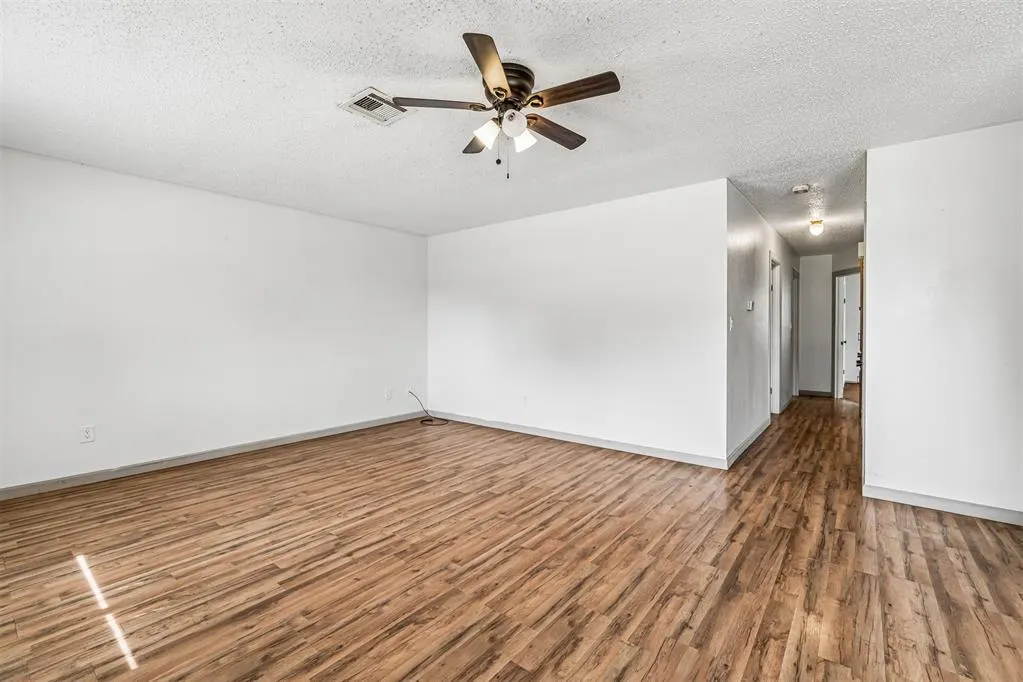 Photo 6 — 505 N Buchanan Street, Crescent, OK 73028