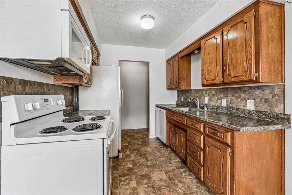 Photo 16 — 505 N Buchanan Street, Crescent, OK 73028