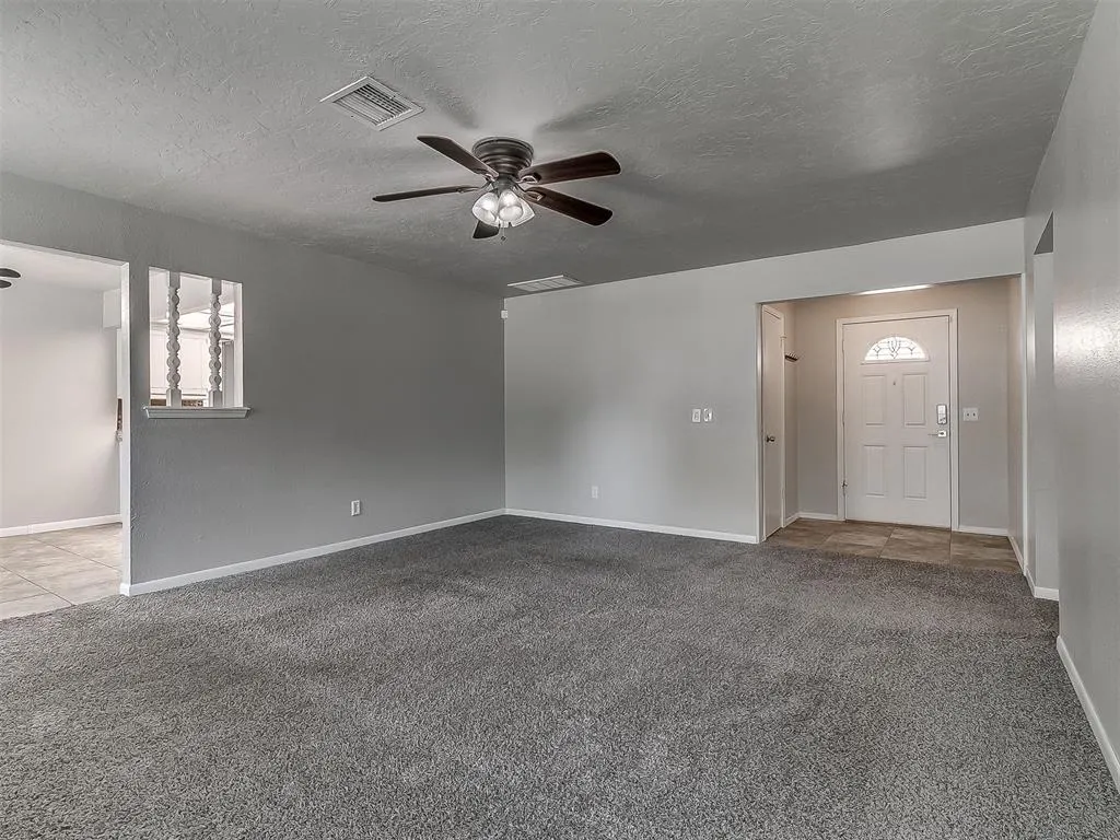 Photo 14 — 1208 SE 8th Street, Oklahoma City, OK 73160