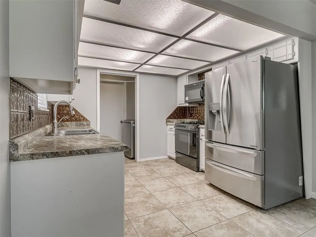 Photo 18 — 1208 SE 8th Street, Oklahoma City, OK 73160