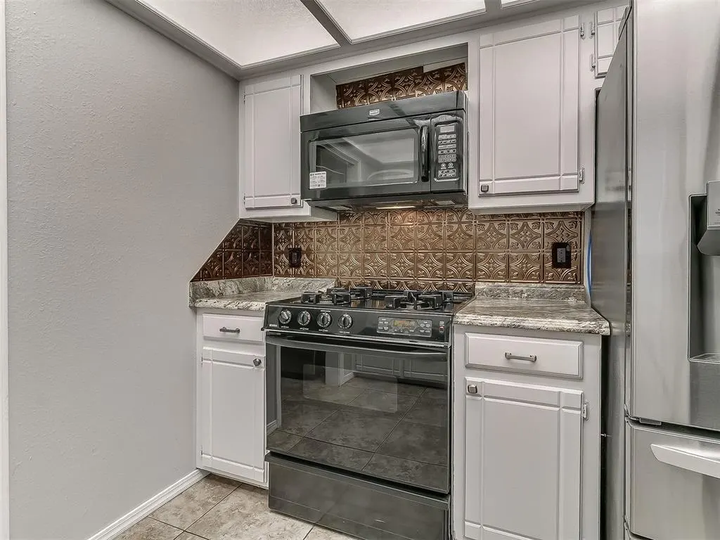 Photo 21 — 1208 SE 8th Street, Oklahoma City, OK 73160