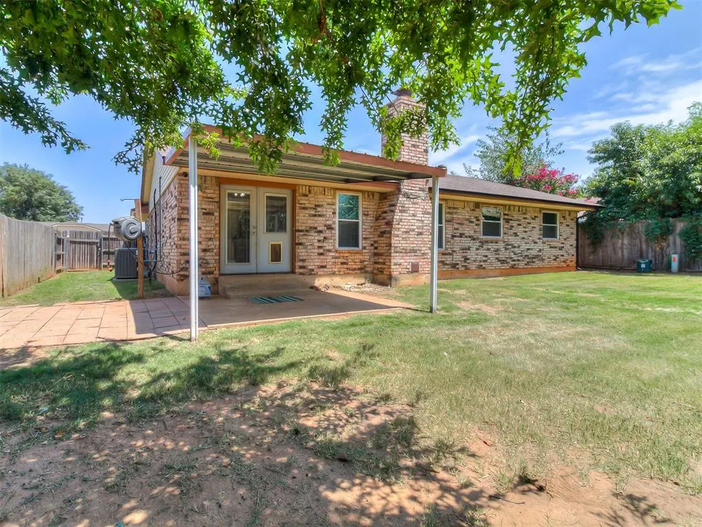 Photo 38 — 1208 SE 8th Street, Oklahoma City, OK 73160