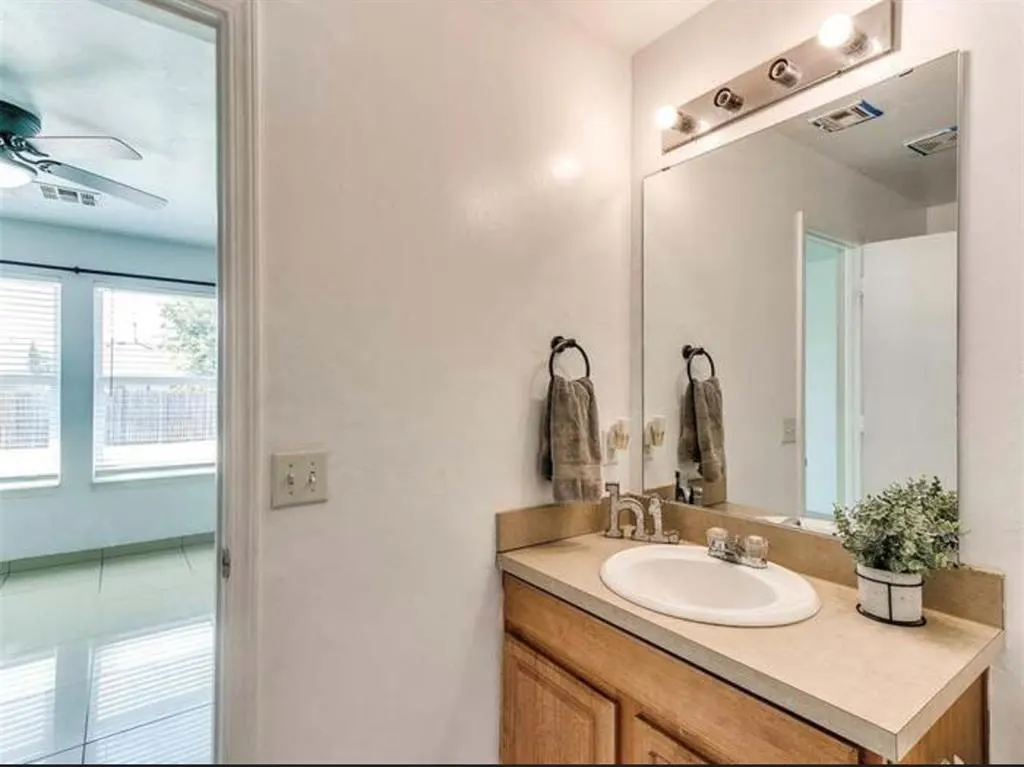 Photo 3 — 2705 SW Fennel Road, Oklahoma City, OK 73128