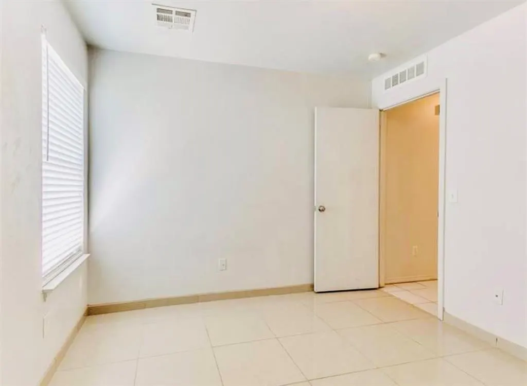 Photo 6 — 2705 SW Fennel Road, Oklahoma City, OK 73128
