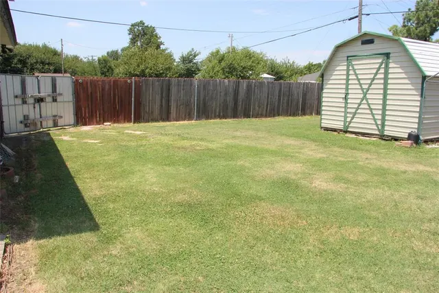 Photo 5 — 945 SW 51st Street, Oklahoma City, OK 73109