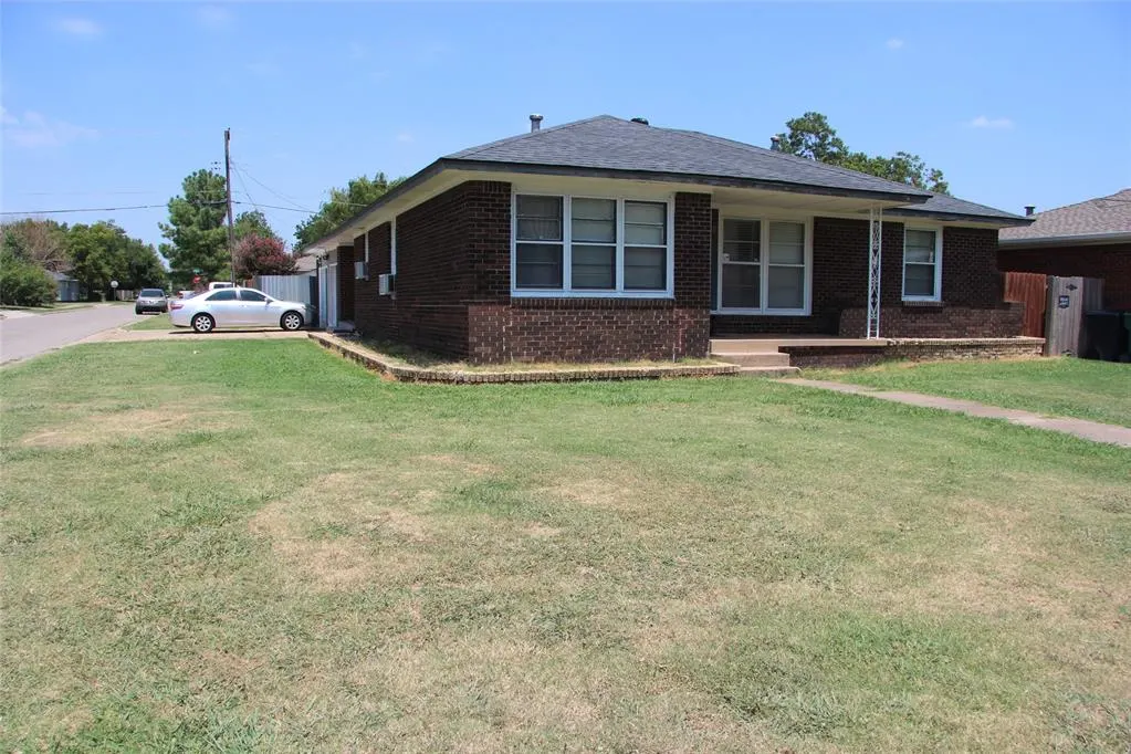Photo 17 — 945 SW 51st Street, Oklahoma City, OK 73109