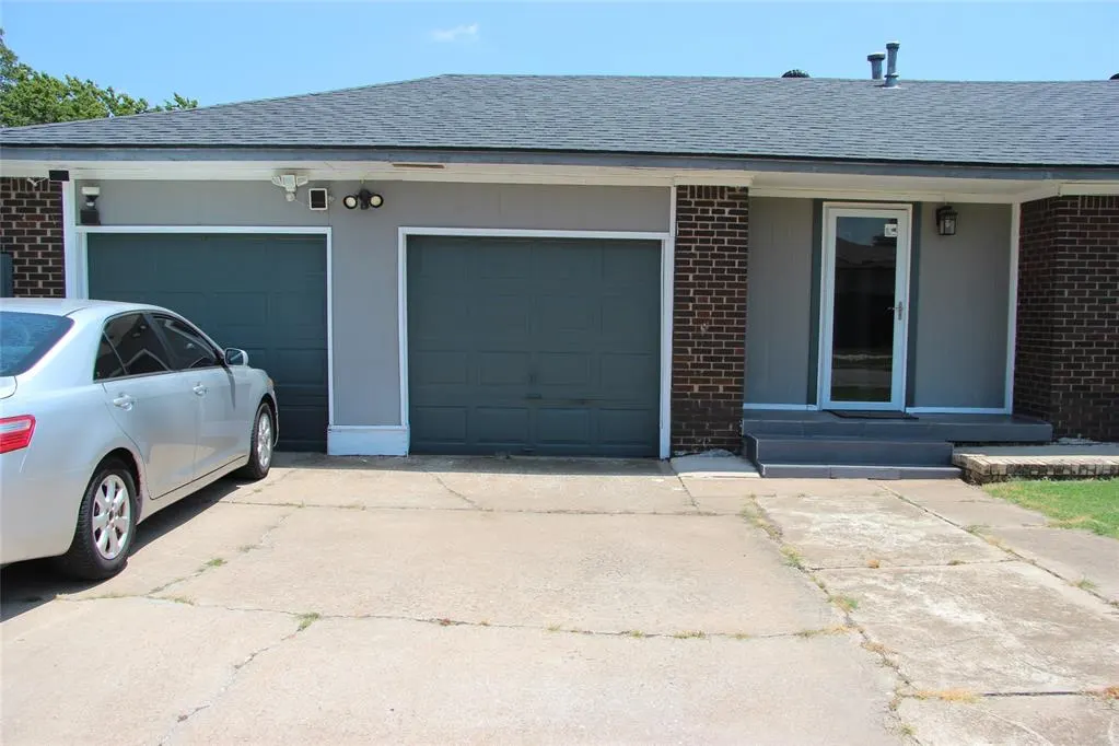 Photo 19 — 945 SW 51st Street, Oklahoma City, OK 73109