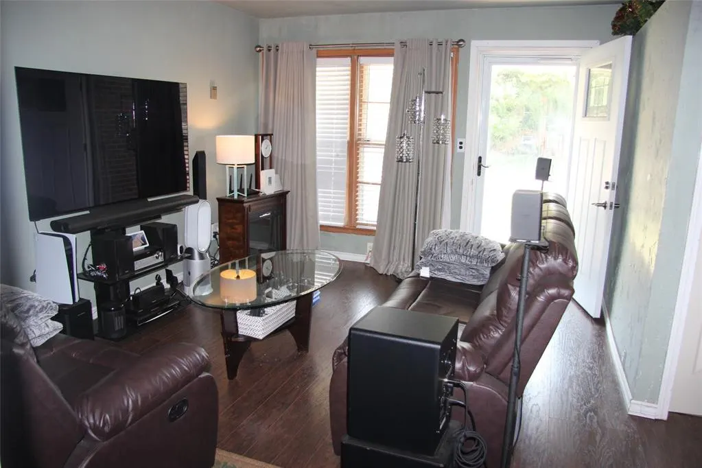 Photo 30 — 945 SW 51st Street, Oklahoma City, OK 73109