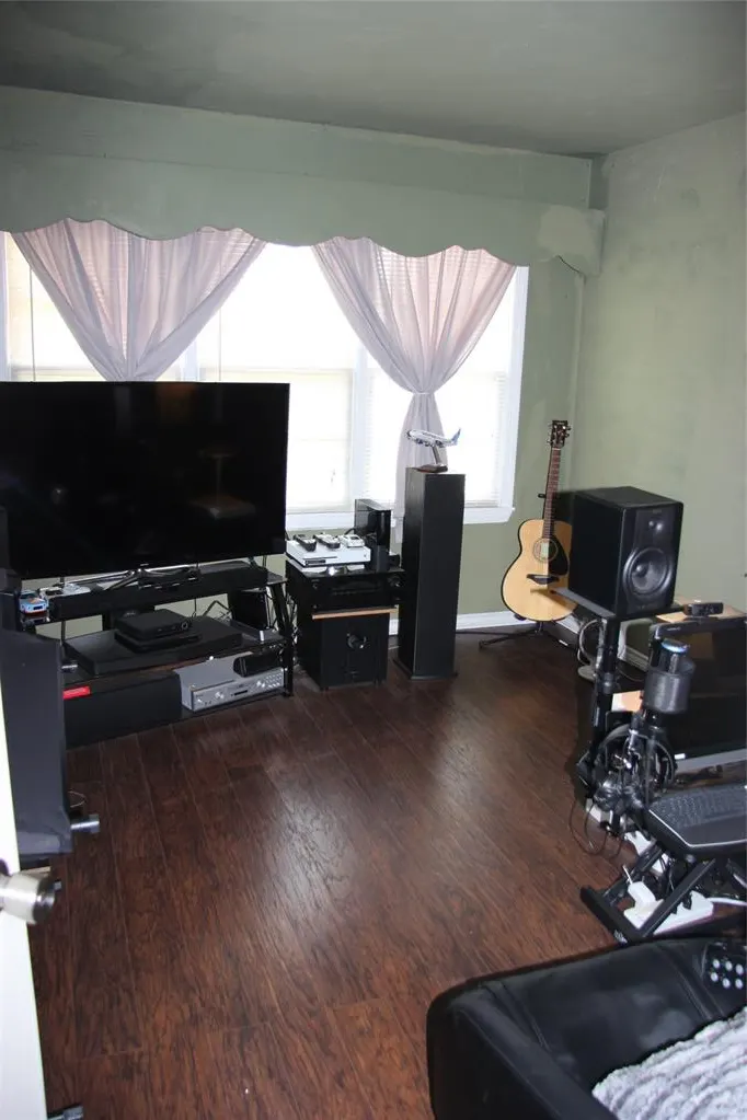 Photo 38 — 945 SW 51st Street, Oklahoma City, OK 73109