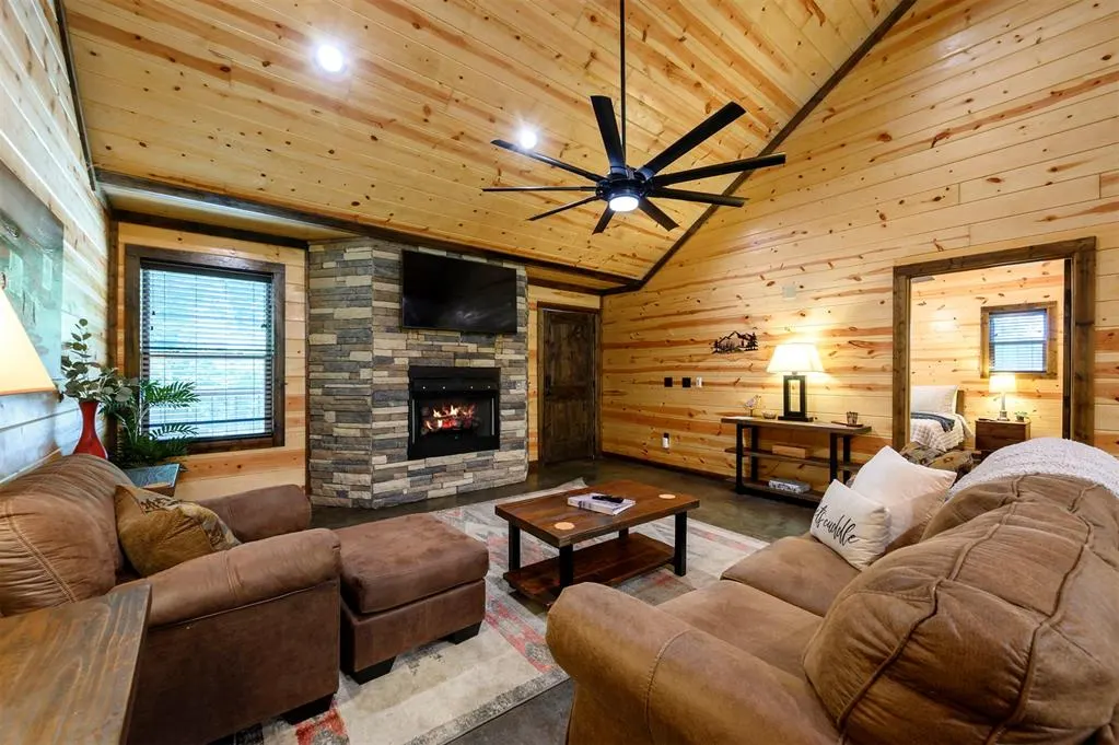 Photo 4 — 15 Preserve Way, Broken Bow, OK 74728