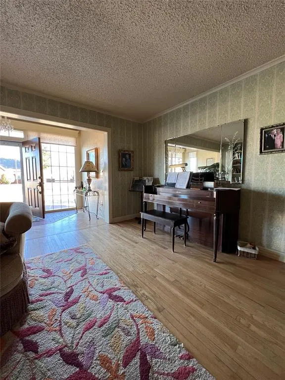 Photo 14 — 824 E Elm Street, Altus, OK 73521