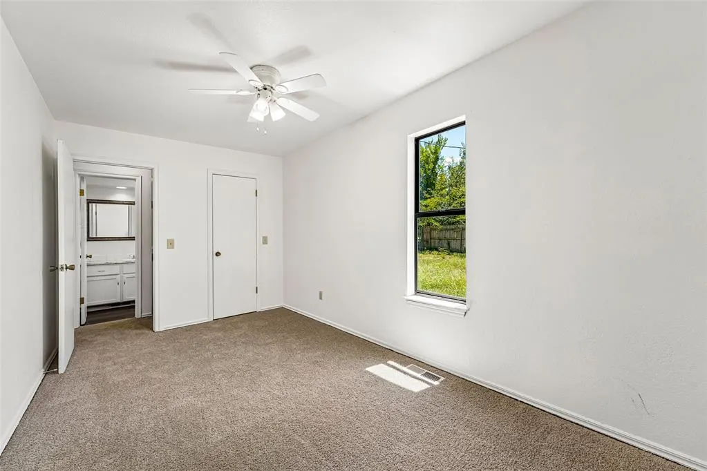 Photo 17 — 204 W Wayne Street, Edmond, OK 73003