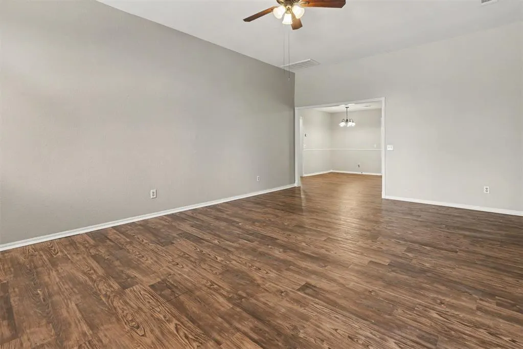 Photo 3 — 1109 SW 133rd Street, Oklahoma City, OK 73170