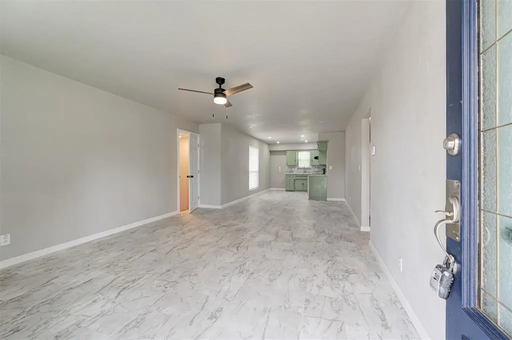 Photo 3 — 201 Dianna Drive, Yukon, OK 73099