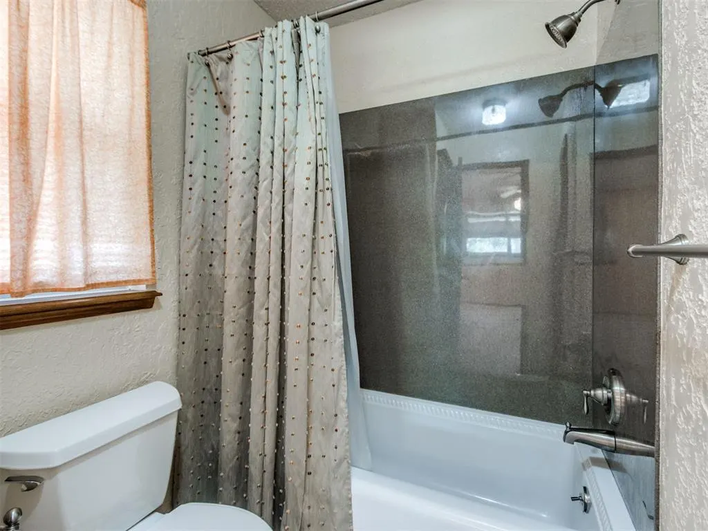 Photo 15 — 7724 Northgate Avenue, Oklahoma City, OK 73162