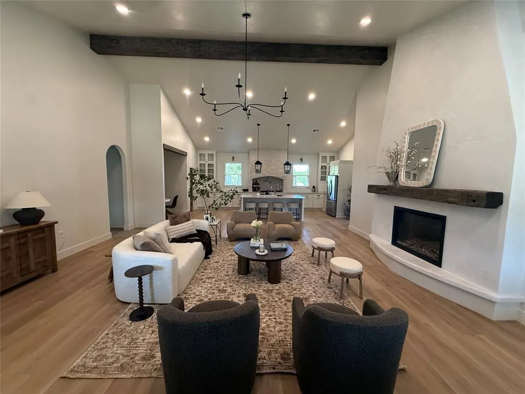 Photo 6 — 100 E 1st Street, Wellston, OK 74881