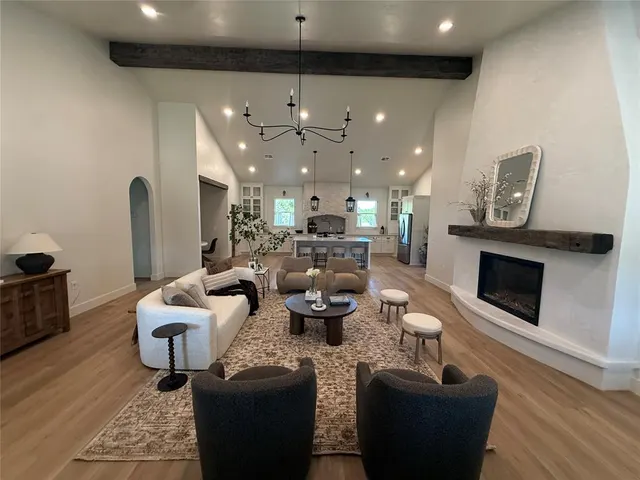 Photo 6 — 100 E 1st Street, Wellston, OK 74881