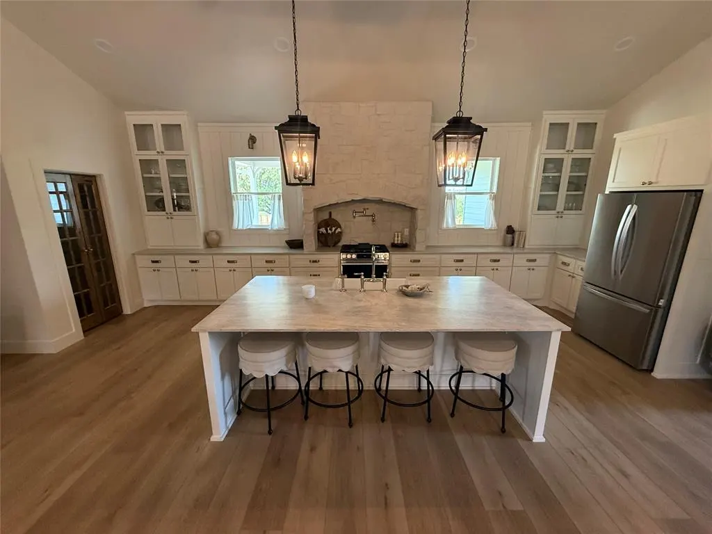 Photo 13 — 100 E 1st Street, Wellston, OK 74881