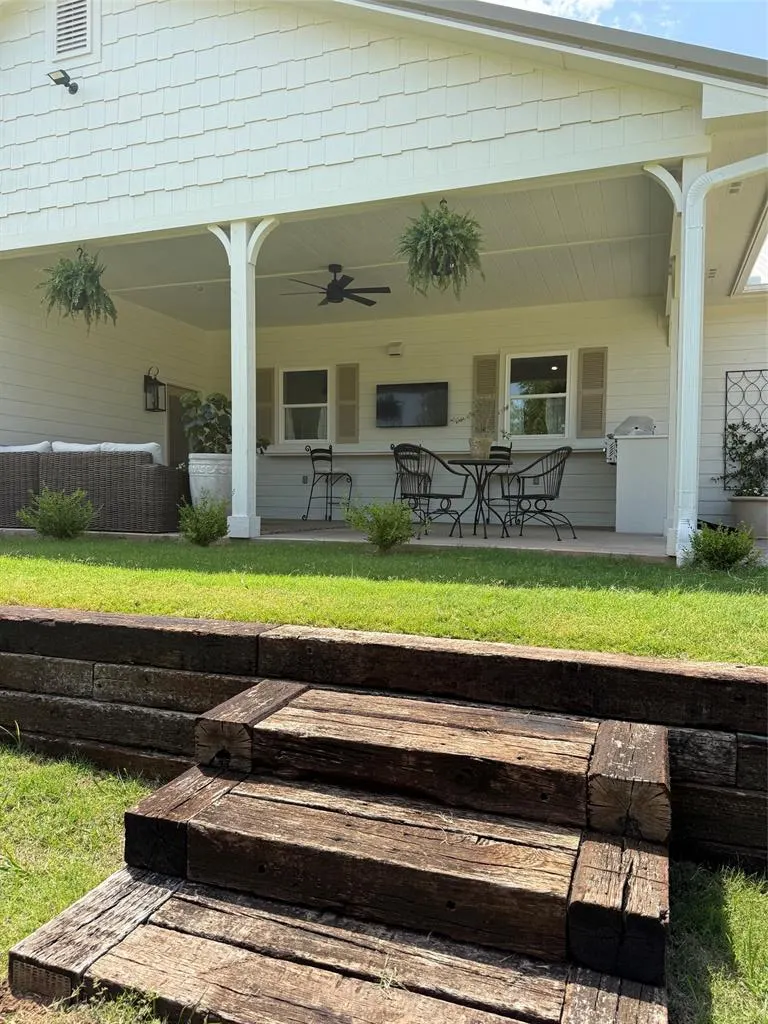 Photo 48 — 100 E 1st Street, Wellston, OK 74881
