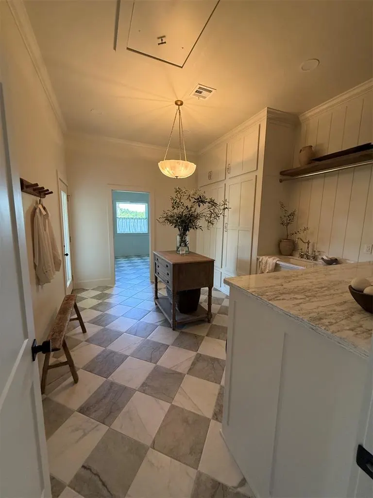 Photo 40 — 100 E 1st Street, Wellston, OK 74881