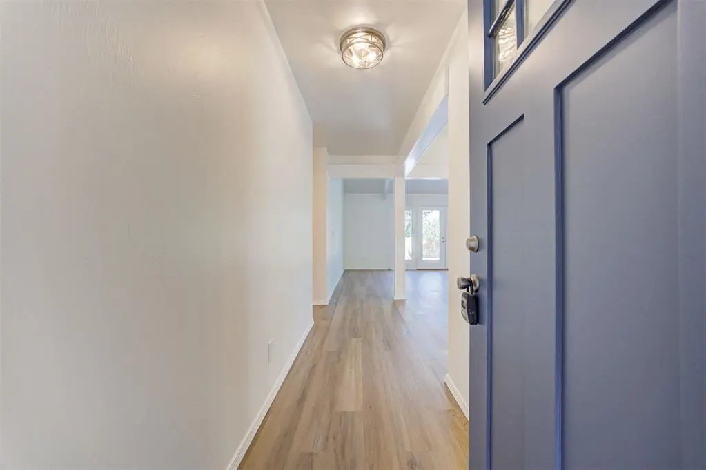 Photo 6 — 8816 Aaron Drive, Oklahoma City, OK 73132