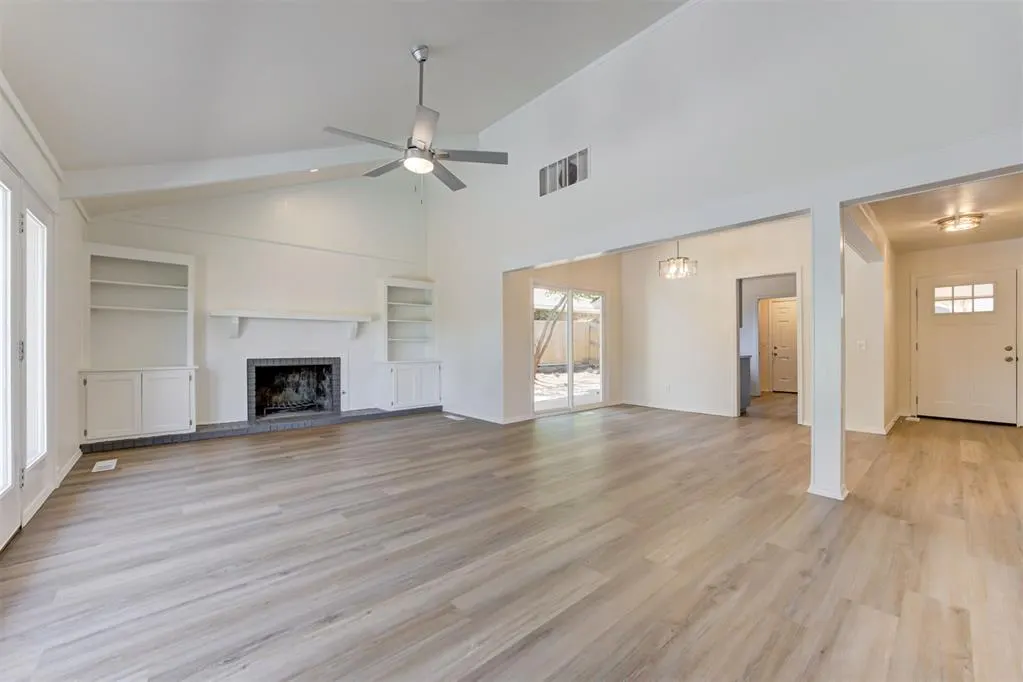 Photo 8 — 8816 Aaron Drive, Oklahoma City, OK 73132