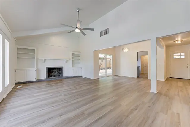 Photo 8 — 8816 Aaron Drive, Oklahoma City, OK 73132