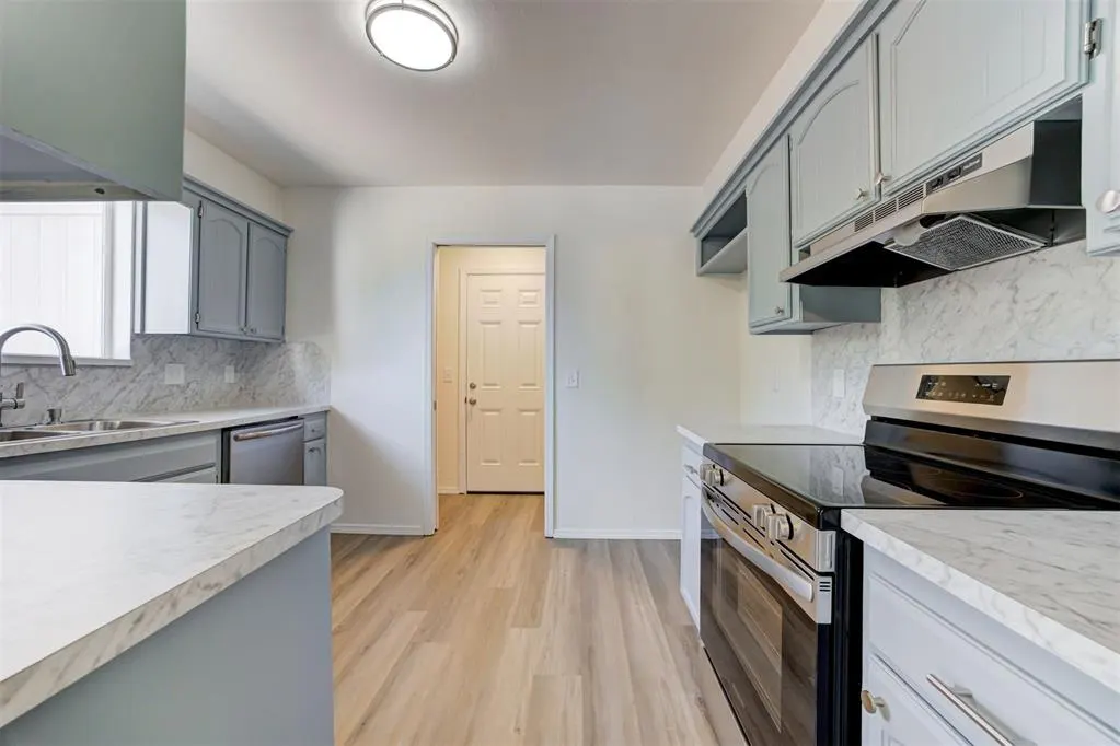 Photo 15 — 8816 Aaron Drive, Oklahoma City, OK 73132