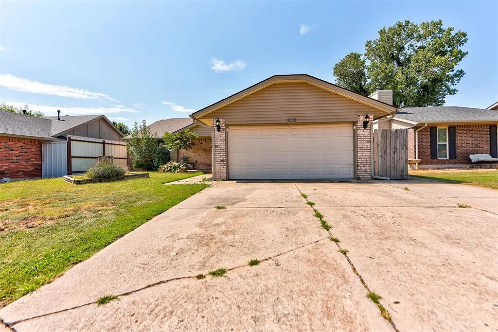 Photo 4 — 1030 Walsh Lane, Yukon, OK 73099