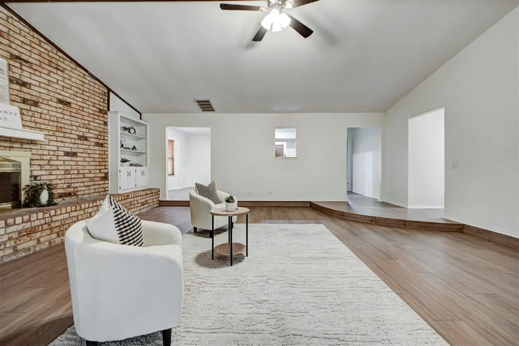 Photo 11 — 1030 Walsh Lane, Yukon, OK 73099