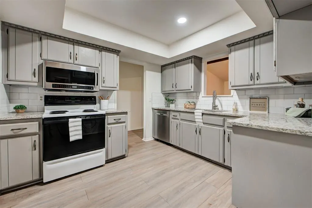 Photo 18 — 1030 Walsh Lane, Yukon, OK 73099