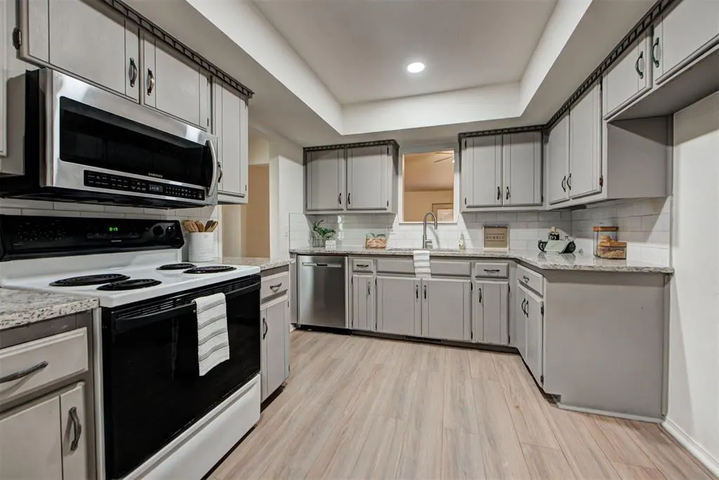 Photo 20 — 1030 Walsh Lane, Yukon, OK 73099