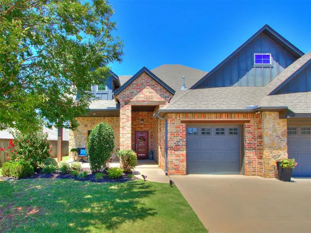Photo 3 — 16313 Brookefield Drive, Edmond, OK 73013