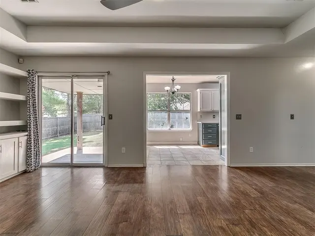 Photo 8 — 12300 SW 10th Street, Yukon, OK 73099