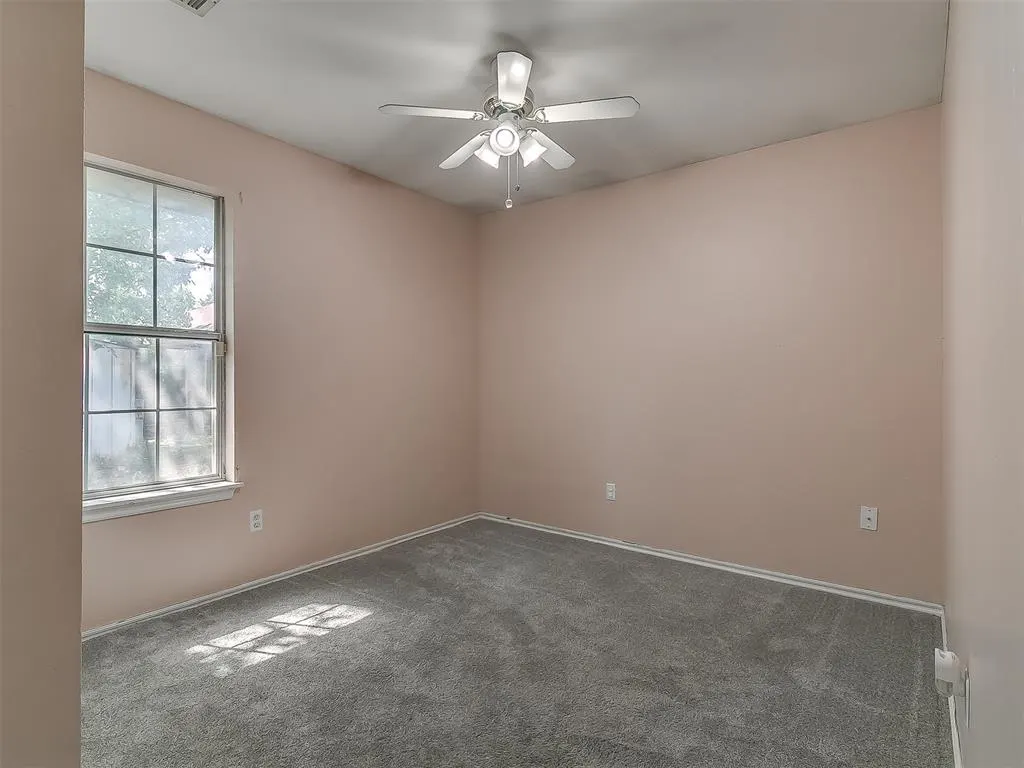 Photo 19 — 12300 SW 10th Street, Yukon, OK 73099