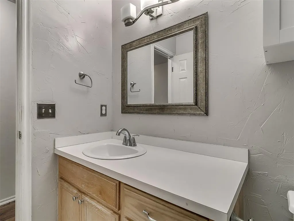 Photo 22 — 12300 SW 10th Street, Yukon, OK 73099