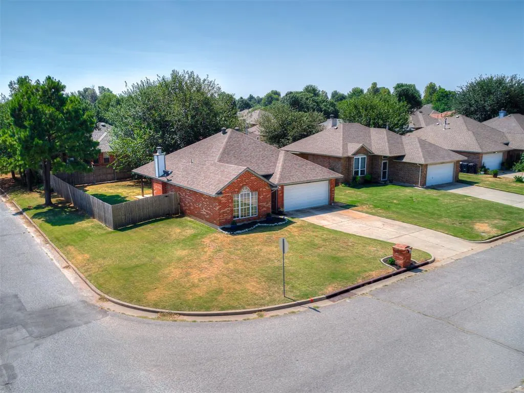 Photo 31 — 12300 SW 10th Street, Yukon, OK 73099