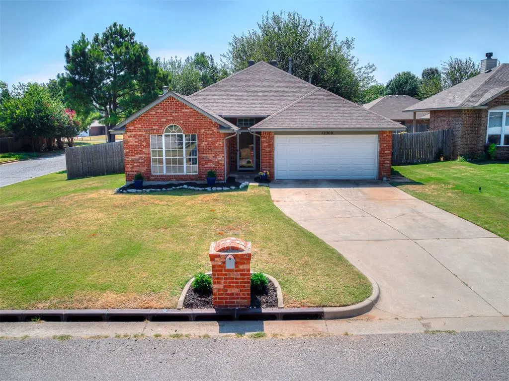 Photo 36 — 12300 SW 10th Street, Yukon, OK 73099