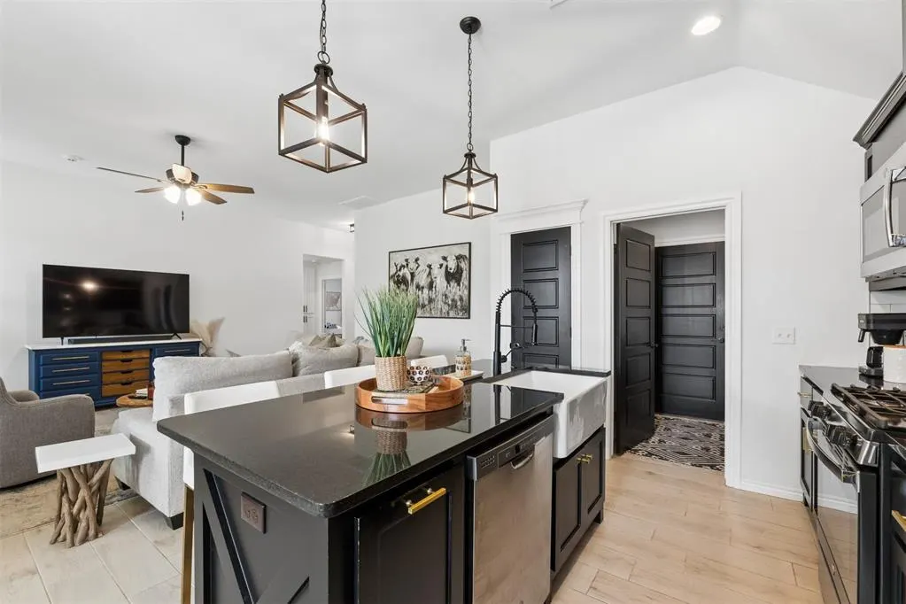 Photo 15 — 4412 Wind Haven Drive, Oklahoma City, OK 73179