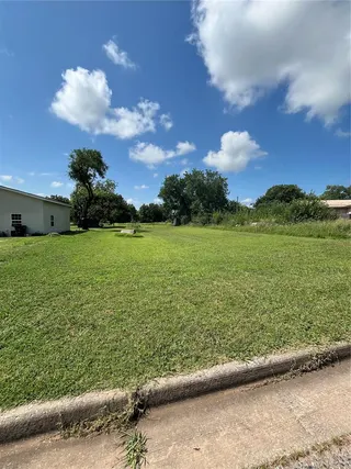Sold home at 1731 W Midland Street