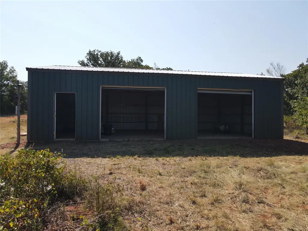 Photo 4 — 8650 Dobbs Road, Luther, OK 73054