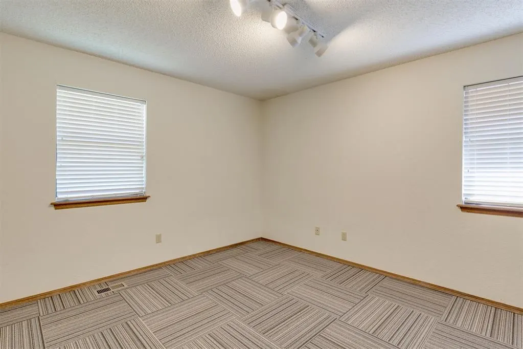 Photo 35 — 500 Gray Fox Run, Edmond, OK 73003