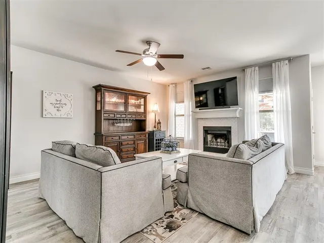 Photo 5 — 10740 Marion Dr, Edmond, OK 73034
