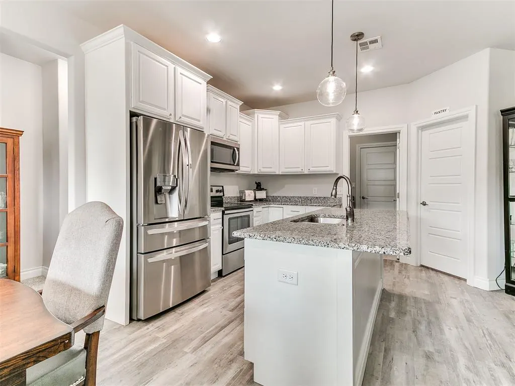 Photo 8 — 10740 Marion Dr, Edmond, OK 73034