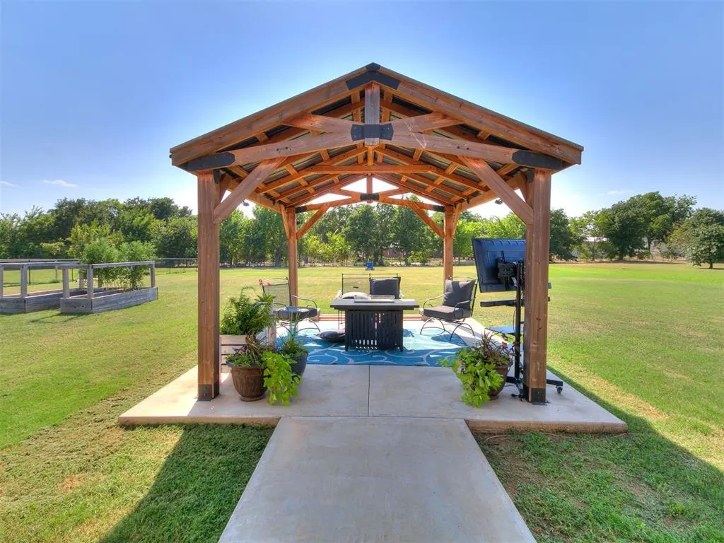 Photo 32 — 10740 Marion Dr, Edmond, OK 73034