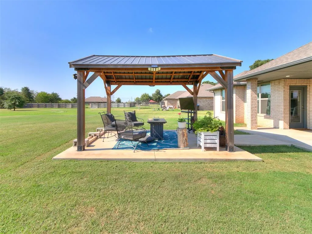 Photo 33 — 10740 Marion Dr, Edmond, OK 73034